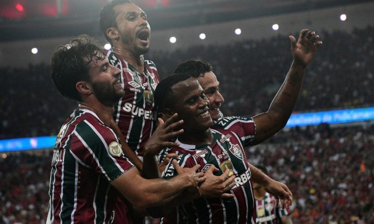 fluminense-vence-flamengo.jpg